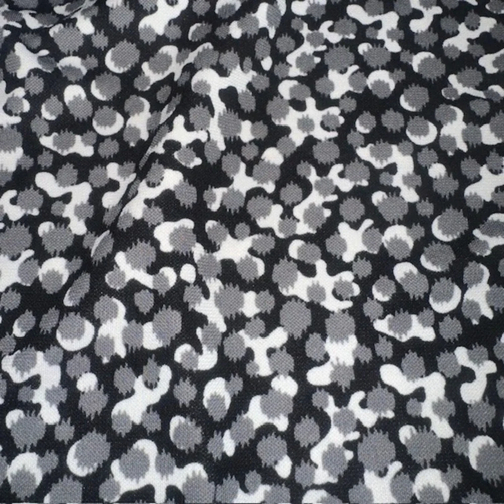 Talbots Knit Dress 3/4 Sleeve Faux‎ Wrap Black Gray White Print Dress Size LP - Picture 6 of 10